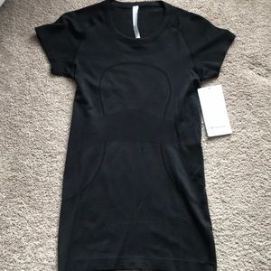 Lululemon Swiftly Tech SS Crew